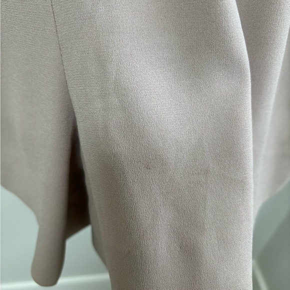 Aritzia Babaton High Waisted Shorts - Picture 3 of 7